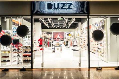 buzz sneakers romania.